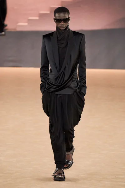 Look 73